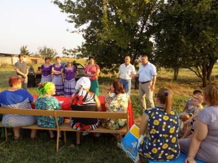 В Ловлинской жители улицы Горького отметили свой праздник