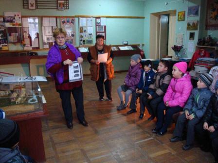 «ДоРеМиФаСоль–ка» из Ловлинской готовятся к выступлению