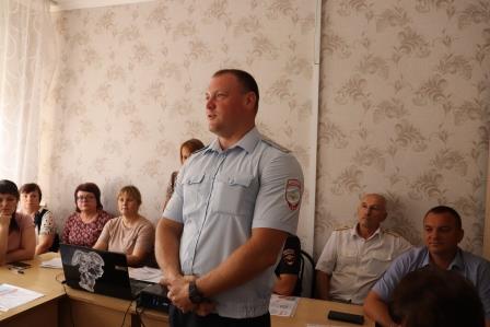 Правоохранительные органы и администрация района занимаются повышением уровня общественной безопасности граждан