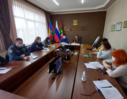 Заседание региональной комиссии по делам несовершеннолетних