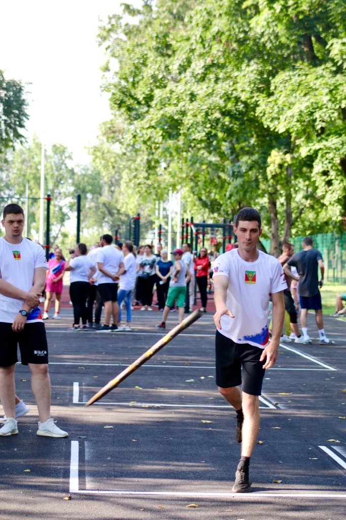 "Первые в спорте - первые в работе"