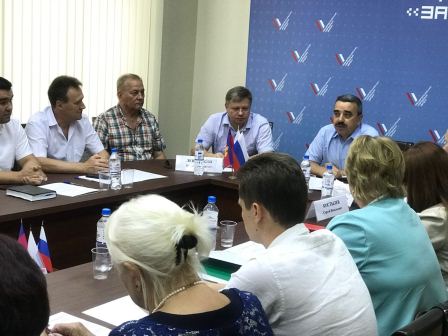 Руководителю Фонда «Край Добра» Яне Валентиновне Сторожук вручили благодарственное письмо от Президента РФ