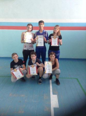 В Тбилисском районе борьбе с вредными привычками посвятили турнир по бадминтону
