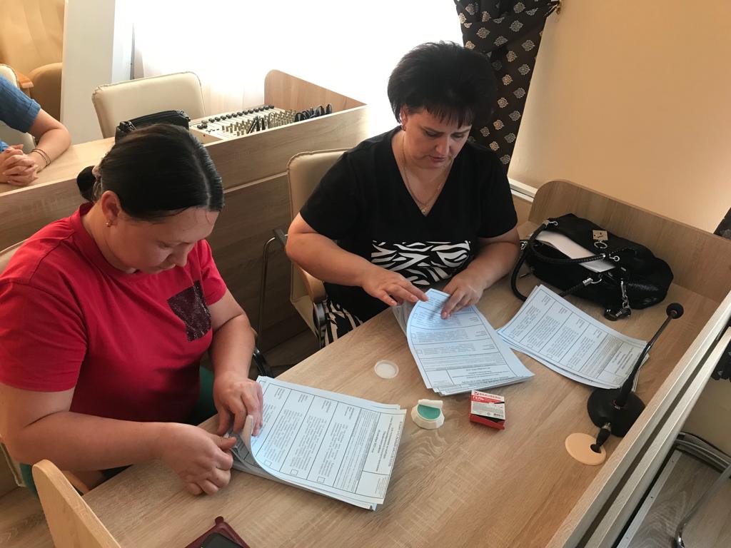 Бюллетени для голосования на выборах главы Нововладимировского сельского поселения Тбилисского района преданы в участковые комиссии