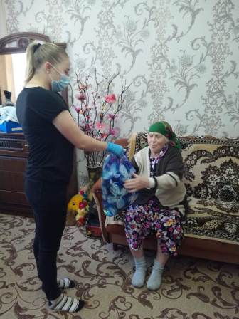 Обеспечили продуктами нуждающихся 