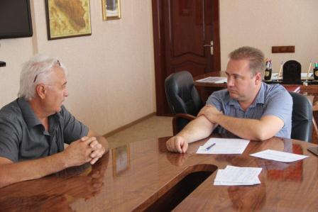 Евгений Ильин провел прием граждан 