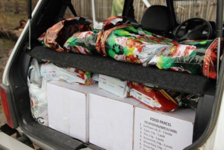 Многодетной семье из Украины вручили гуманитарную помощь