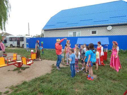 В Тбилисской на улице Базарной заработала летняя площадка