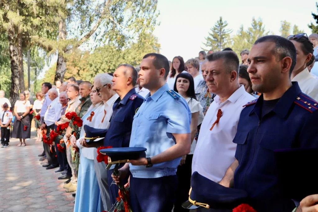 Аллею Героев СВО открыли в хуторе Марьинском Аллею Героев СВО открыли в хуторе Марьинском