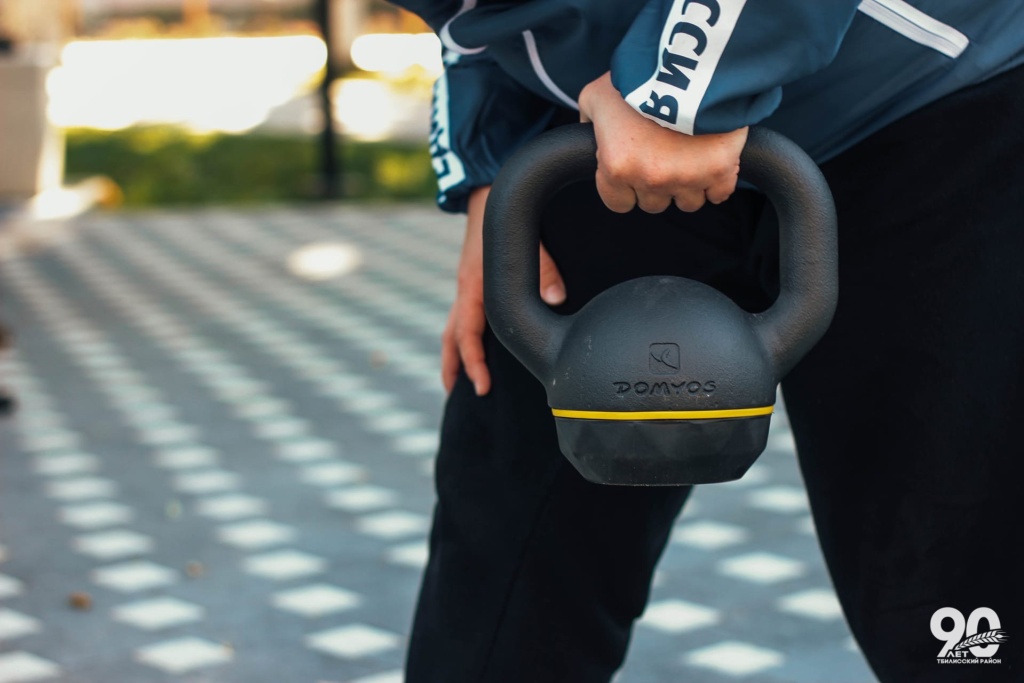 Сегодня, 2 мая, рано утром члены профсоюза собрались на тренировку по кроссфиту!