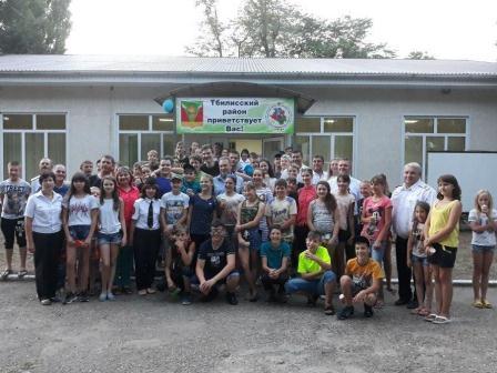 Евгений Ильин вместе с главами поселений приехал в гости к казачатам