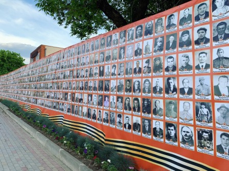 В Тбилисской обновили баннер «Народная Победа»