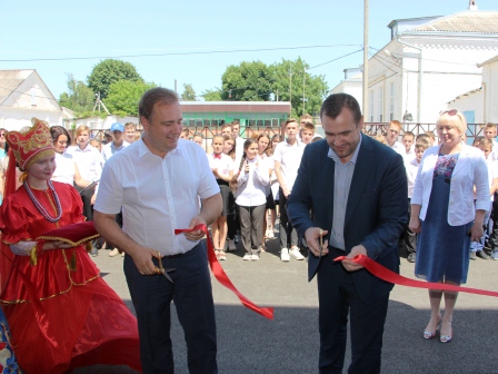 В Тбилисском районе открыли спортивный комплекс «Юниор»