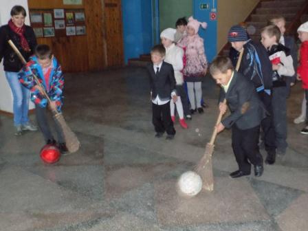 Для маленьких ловлинцев подготовили игровую спортивную программу