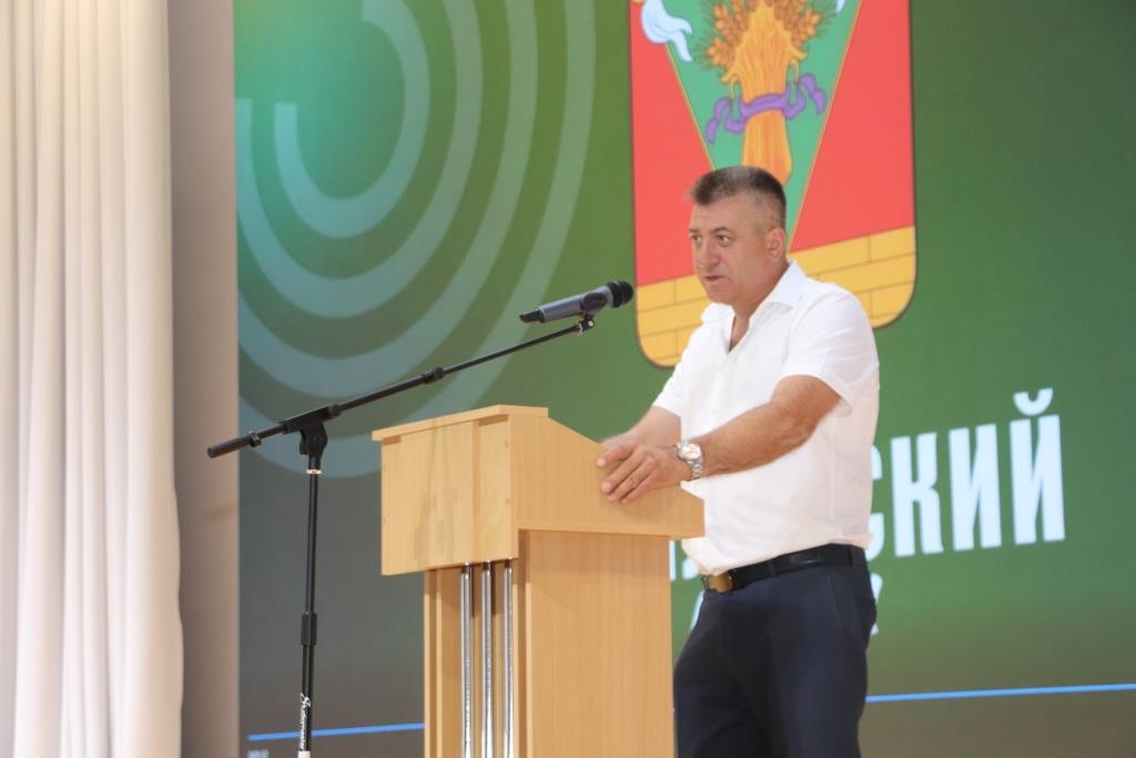 Школьникам Тбилисской рассказали, как не стать жертвой мошенников