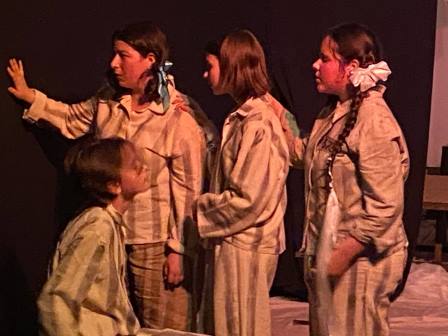 Состоялся показ спектакля в рамках конкурса-фестиваля детского творчества «Белая акация»