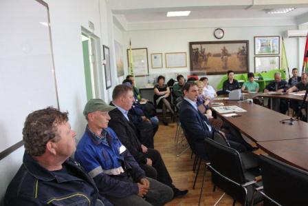 Евгений Ильин встретился с коллективом ООО «Центр Соя»