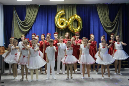 Седьмая школа отметила 60-летний юбилей