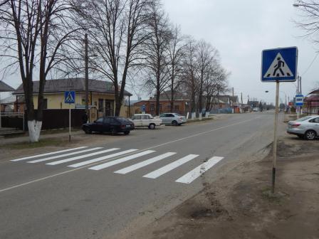 В Тбилисской обновили разметку еще на трех пешеходных переходах