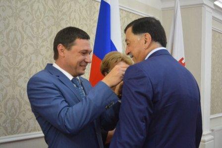 Достойные и милосердные
