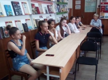 «Мы ехали шагом, мы мчались в боях» «Мы ехали шагом, мы мчались в боях»