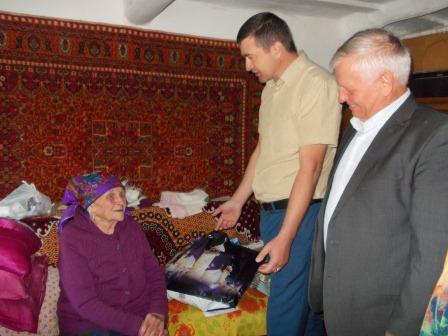 Жительница Новобекешевской отметила 90-летний юбилей