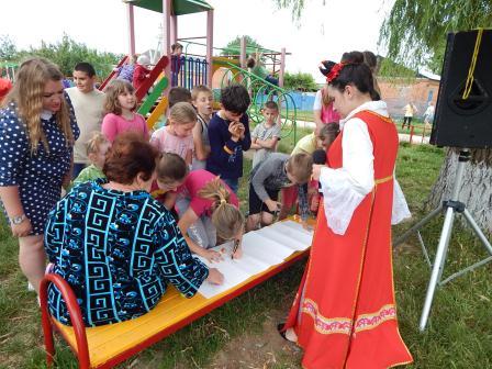 В Тбилисской на улице Базарной заработала летняя площадка