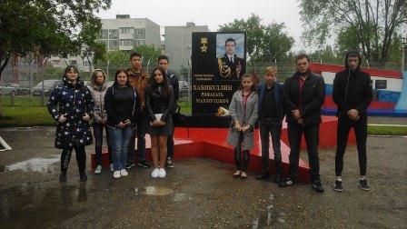 Тбилисские студенты побывали на экскурсии в вертолетном полку