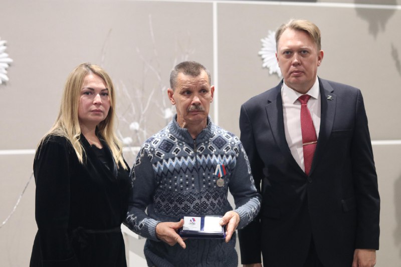 Состоялась торжественная церемония вручения награды общественного признания «Отец солдата»