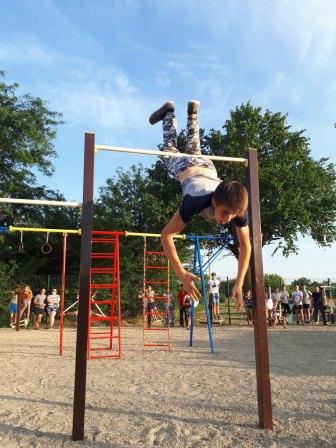 В хуторе Северокубанском открылись спортивная и детская площадки