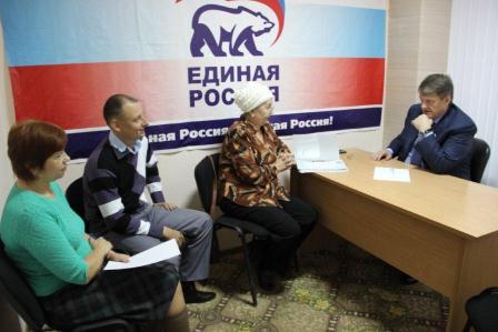 Прием граждан проводит А.Ткачев