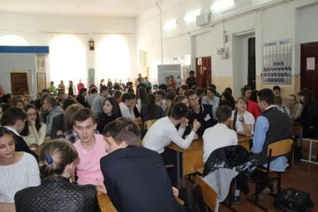 Кубок Совета молодых депутатов завоевала команда пятой школы