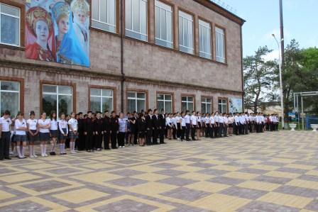 В Тбилисском районе прошел смотр строя и песни среди учащихся казачьих классов