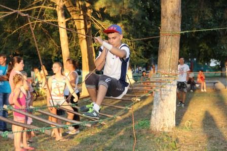 Для тбилисцев устроили веселую пенную дискотеку