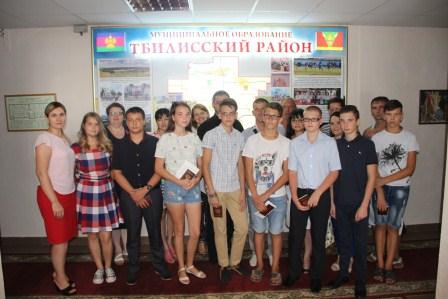 10 августа 2017 года в зале районной администрации состоялась торжественная церемония вручения паспортов 