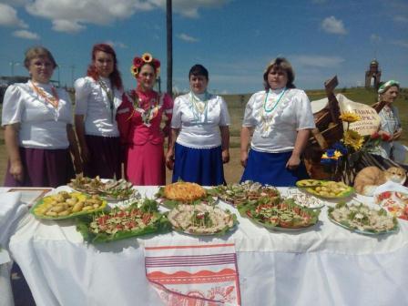 В минувшие выходные в этнографическом музее «Атамань» открылся фестиваль «Гарнэ сальцэ»