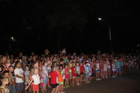 Для тбилисцев устроили веселую пенную дискотеку