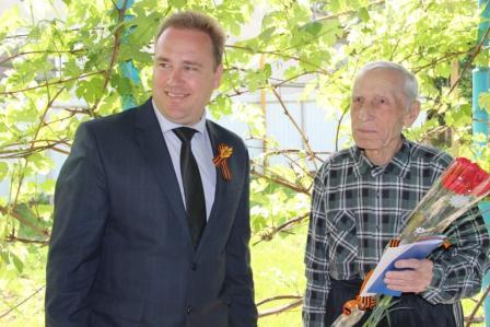 Ветеран ВОв Александр Иванович Милицин из Тбилисской пишет картины