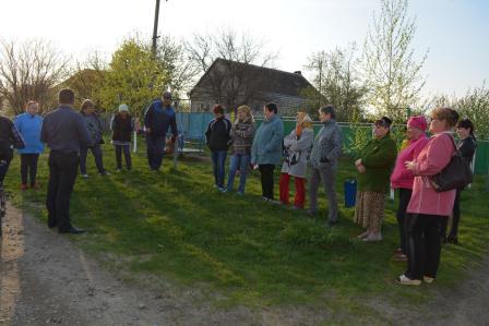 Глава Ванновского поселения встретился с жителями улиц Луговой и Юбилейной