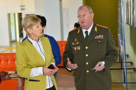 Тбилисские школьники встретились генерал – лейтенантом Константином Пуликовским