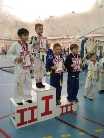Спортсмены клуба «Ника» привезли медали из Кореновска