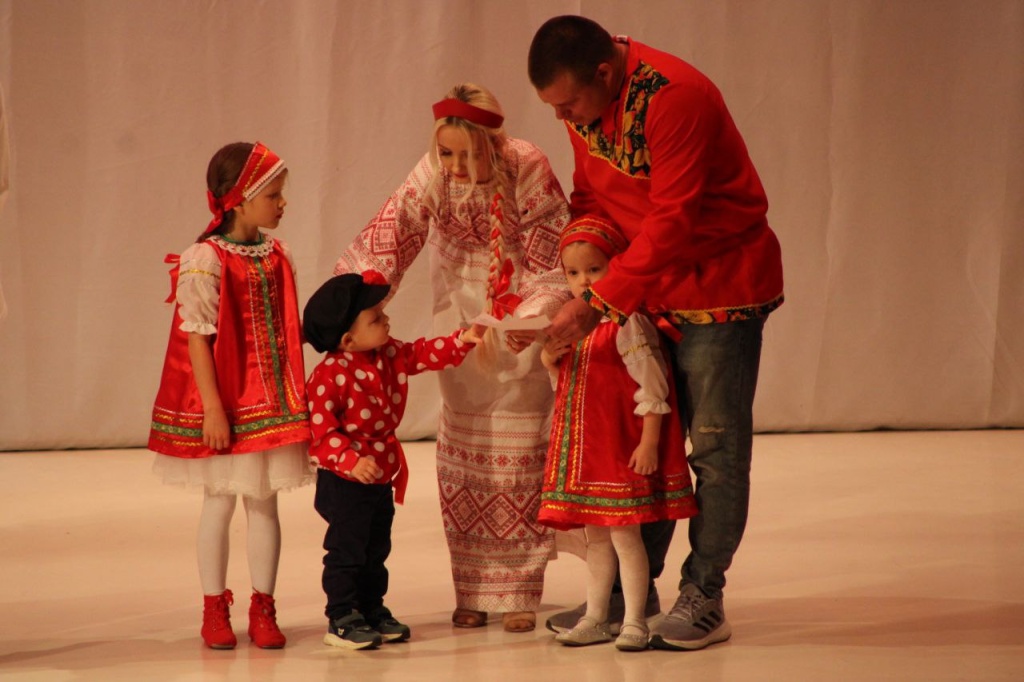 Состоялся районный конкурс «Творческое пространство - семья»