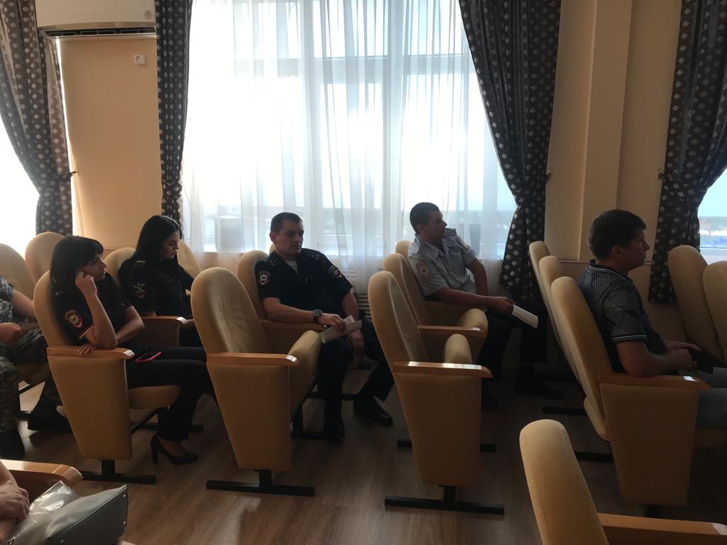 Бюллетени для голосования на выборах главы Нововладимировского сельского поселения Тбилисского района преданы в участковые комиссии