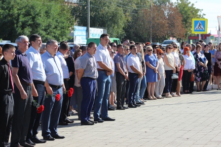В Тбилисском районе почтили память жертв терактов