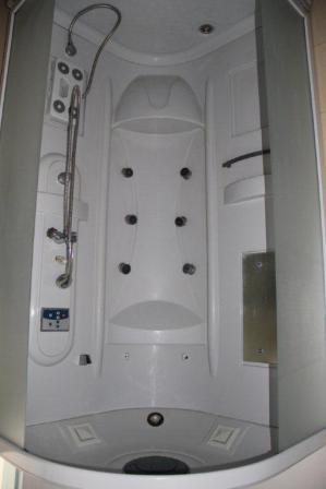 В роддоме Тбилисского района появится новая душевая кабинка