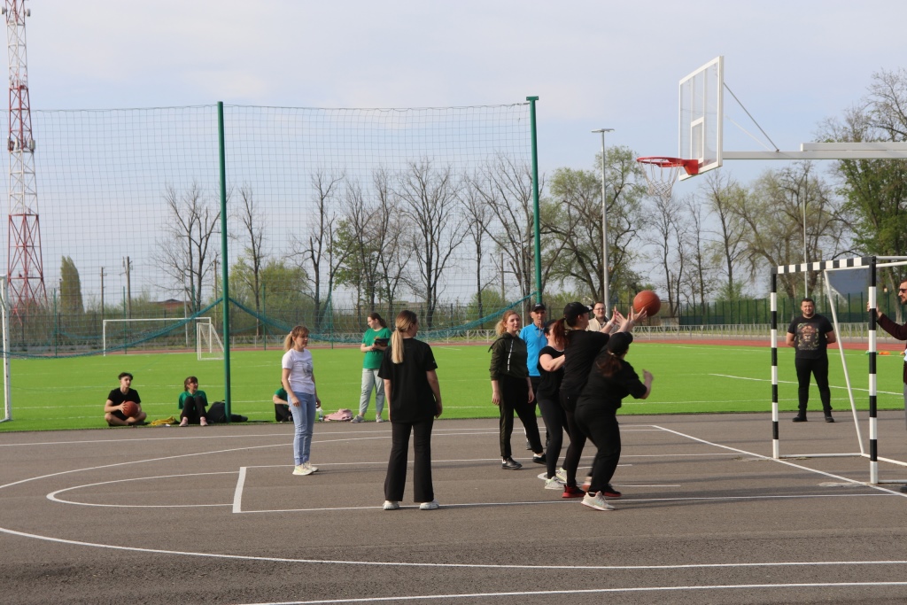 «Первые в спорте - первые в работе»